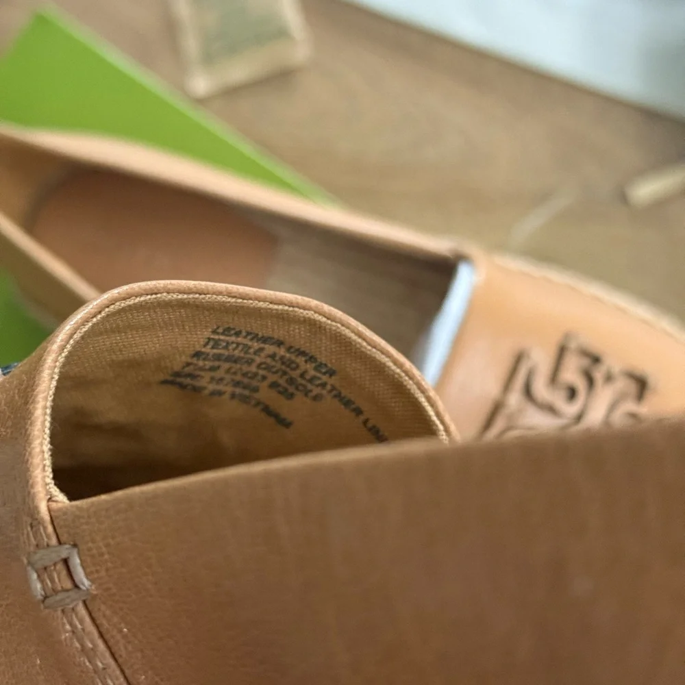 New Tory Burch Espadrilles Cut-Out Logo Leather Espadrille in Ginger Shortbread